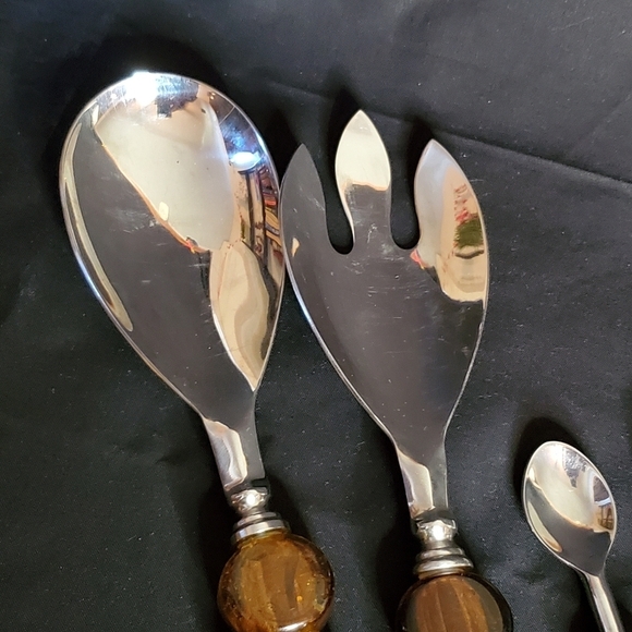 Serving Set - Picture 4 of 5